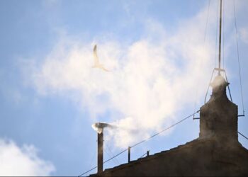 Papa i ri është zgjedhur, ja çfarë ndodh tani dhe prezantimi nga ballkoni i Shën Pjetrit