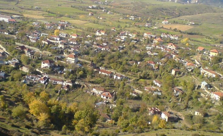 Skandal në Prrenjas/ Ndalohet për dy ditë varrosja e një gruaje egjiptiane: Nuk është autoktone!