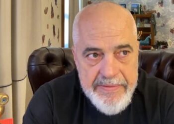 Kërkon të hyjë në BE duke fyer grupimin më të madh politik në Parlamentin Europian, Rama: Ju bashkuan kënetës