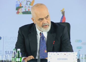 Europa dominoi fushatën”, Rama në samit: Fitorja ime ishte një Brexit i përmbysur