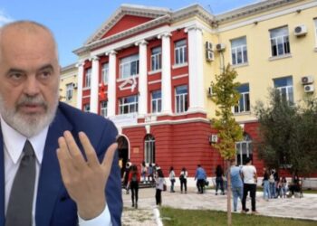 Mbi 10 mijë të diplomuar më pak tek “Socialet”, po zhduket brezi i mësuesve dhe…