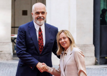 “Faleminderit, motra ime”/ Rama i përgjigjet urimit të Melonit