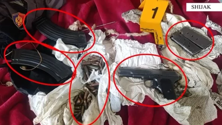 EMRAT/ Kallash e pistoletë në banesë, arrestohet 30-vjeçari nga Shijaku dhe në kërkim babai i tij