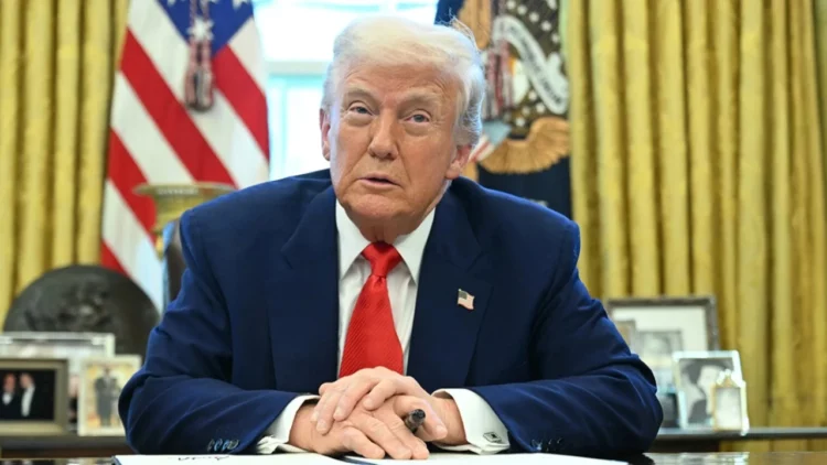 “Pashë tymin, por nuk…”/ Reagon Trump për zgjedhjen e Papës së ri në Vatikan