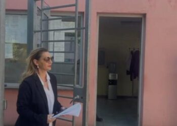 Vokshi dorëzon prova të reja ndaj Manastirliut në SPAK: Përdori nxënësit e shkollave në fushatë