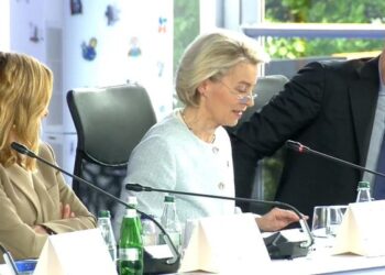 Von Der Leyen nga Tirana: Jemi gati të sjellim Putinin në tryezë, kjo luftë duhet të përfundojë!