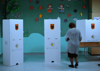 “Giro d’Italia” do të ndyshojë orarin e votimit në Vlorë? PS i drejtohet KQZ-së