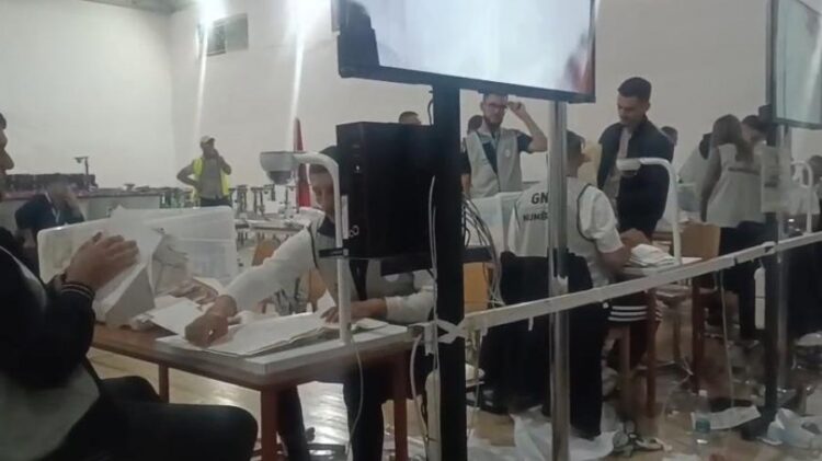 Përfundon numërimi në Lushnje, mbi 1 mijë vota rezultojnë të pavlefshme