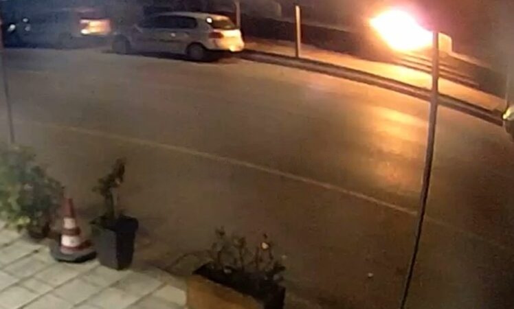 VIDEO/ Dalin pamjet e shpërthimit me lëndë plasëse në derën e një lokali në Berat