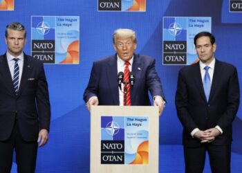 “Irani-Izraeli, dy fëmijë që zihen”/ Trump përmend sërish Kosovën dhe Serbinë si konflikt që duhet zgjidhur