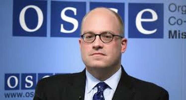 A do ia heqë DASH ‘non gratën’ Berishës? Ish-zyrtari i lartë i SHBA: U ndëshkua pa prova, ja si hiqet masa!