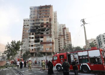 Izraeli godet centralet bërthamore në Iran, Khamenei: Ndëshkim të ashpër! SHBA: S’jemi përfshirë!