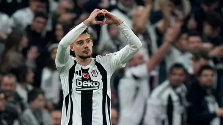 ‘Nuk qëndroj aty ku s’më duan”/ Ernest Muçi paralajmëron largimin nga Besiktas