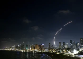 Izraeli: SHBA dhe vende të tjera na ndihmuan në sprapsjen e raketave iraniane