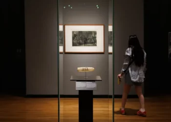 Ekspozohet në muze kondomi i rrallë nga shekulli XIX