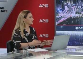 “Blendi Gonxhe është takuar në lokal me bandat”, Vokshi: Ja 20 deputetët e PS që janë përfaqësues të bandave