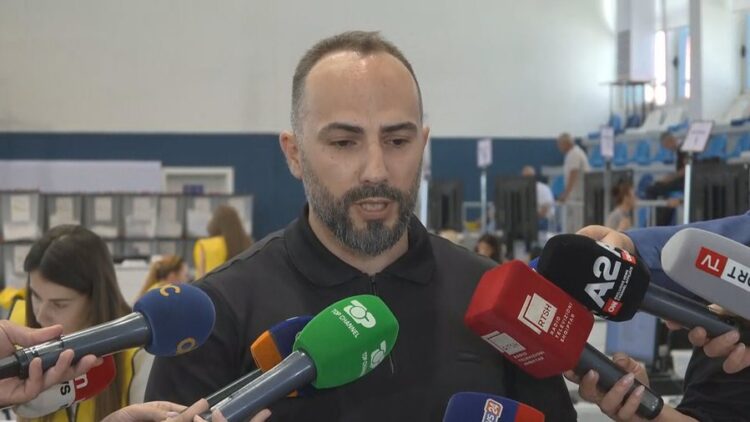 Akuzat e partive politike, anëtari i KAS: Po tentohet të bëhet pis procesi i rinumërimit