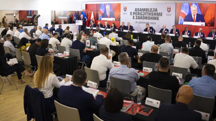 Mbahet Asamblea e Përgjithshme e FSHF-së, Duka i kërkon MAS reflektim për ligjin e ri të Sportit, ja vendimet që u morën