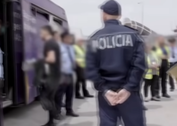 Britania, çdo javë avion special me shqiptarët e dëbuar, bileta falas nga Home Office