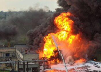 Shpërthen fabrika e bitumit në Rusi, dyshohet për sulm me dron