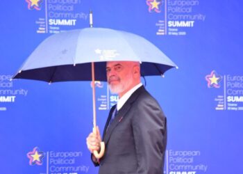 Draft-raportet nga Brukseli ekspozojnë ‘fasadën e Ramës’ ndaj integrimit