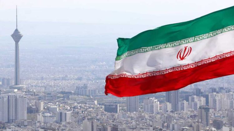 Paralajmëron Irani: Mund të sulmojmë bazat ushtarake amerikane në Lindjen e Mesme