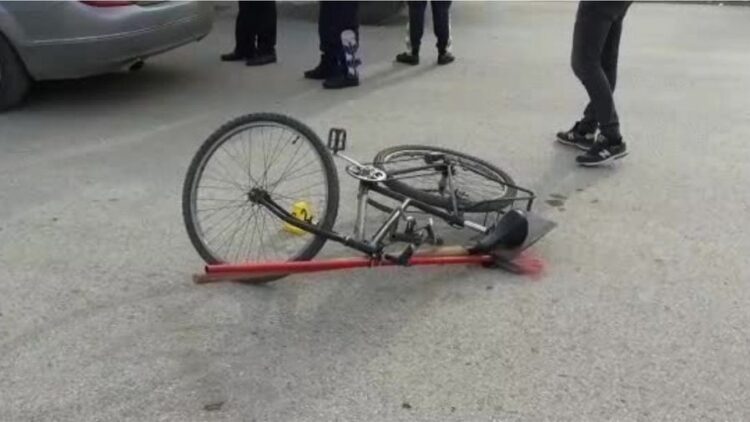 E rëndë/ U rrëzua nga biçikleta, humb jetën 60-vjeçari në Tiranë