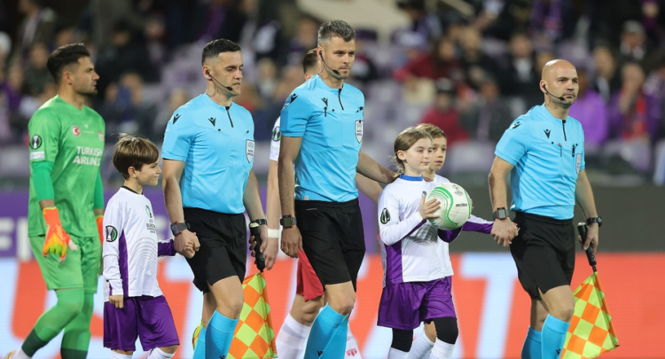 Gëzojnë arbitrat e kampionatit shqiptar, shkak bëhet vendimi i Komitetit të FSHF-së