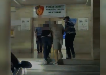 Trafik droge me makina luksoze/ Arrestohen 5 të rinj në Tiranë, mes tyre dy vëllezër