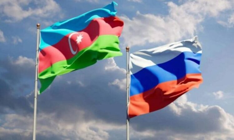 Tension mes Rusisë dhe Azerbajxhanit, bastisje në zyrat e “Sputnik” në Baku