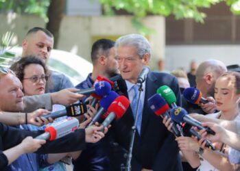 Berisha nga SPAK: Irena Gjoka më paditi se e pyeta, a ka bisedë me Alket Hysenin ku flitet për 500 mijë € ryshfet?