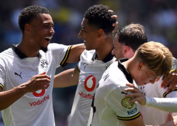 Botërori i klubeve/ Përmbysje “e çmendur” dhe 7 gola, Dortmund ringjallet me Bellingham