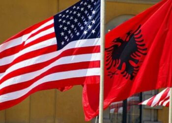 Historike/ Gjuha shqipe zyrtarizohet në sistemin arsimor publik të Nju Jorkut