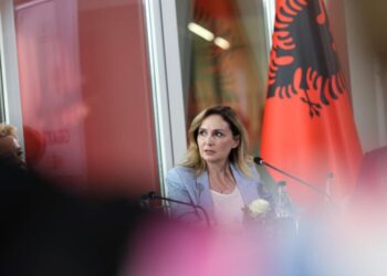 Ndryshimi i ligjit për investimet e huaja, Tabaku: Arnim i rrezikshëm që kërcënon sigurinë kombëtare