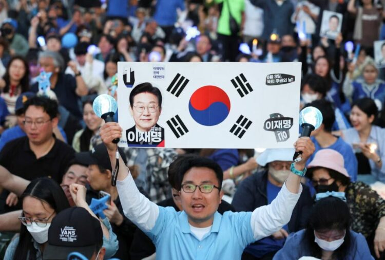 Exit Pollet zbulojnë kush pritet të zgjidhet president i Koresë së Jugut