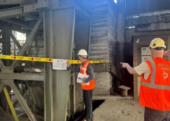 Plagosja e punonjësit/ Inspektorati pezullon punën në Albchrome