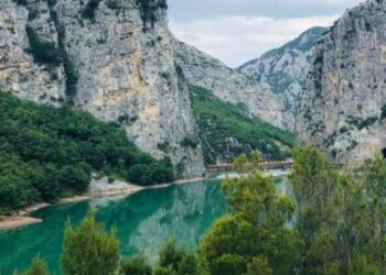 Tragjike! Mbytet një 22-vjeçar në ujrat e lumit Mat (Emri)