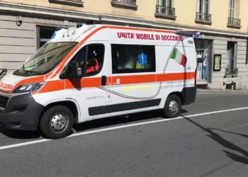 Adoleshenti shqiptar plagoset me thikë në Itali, e çojnë në spital në gjendje të rëndë