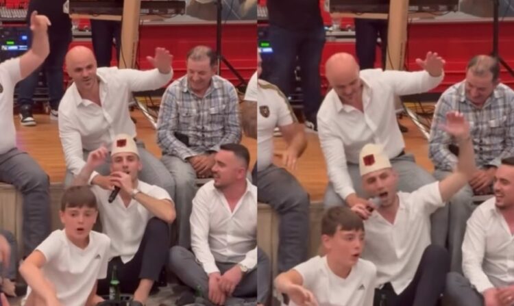 Mario Mitaj “heq dorë” nga futbolli, me qeleshe në kokë ia merr këngëve patriotike…(Video)