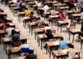 Matura, dalin rezultatet e testimit për Gjuhën Shqipe dhe Letërsinë: Vetëm 29 nxënës marrin notën 10