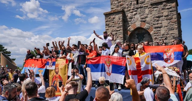 Thirrje “Kosova është Serbi”, policia ndalon një serb në Festës e Vidovdanit