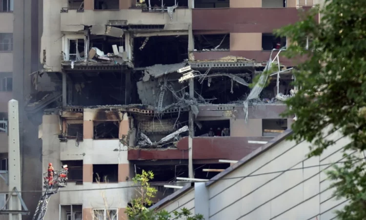 Hakmarrja e Iranit? Times parashikon 5 skenarë që mund të tronditin rajonin