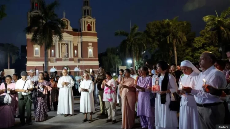Thellohet bilanci nga tragjedia, shkon në 270 numri i të vdekur nga rrëzimi i aeroplanit të Air India