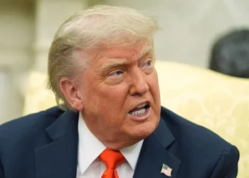 Trump paralajmëron Iranin: Nëse sulmon SHBA-të, do të përballet me fuqinë e padëgjuar të ushtrisë sonë