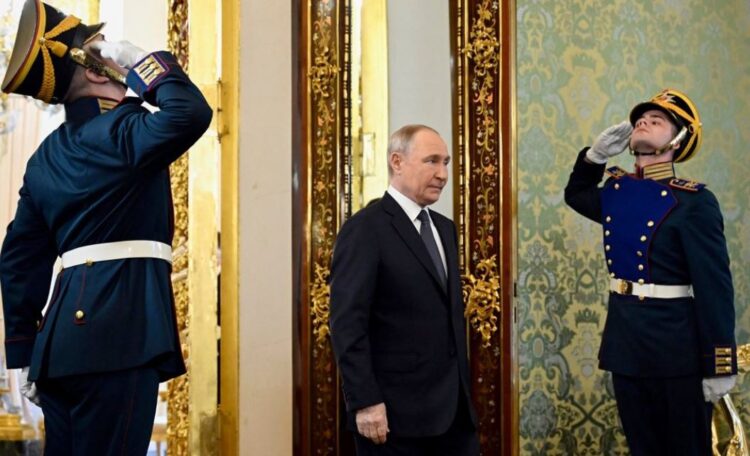 Putin mbledh Këshillin e Sigurisë pas sulmeve ukrainase në bazat ajrore