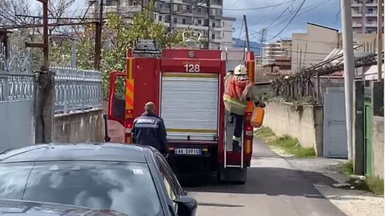 Bombola e gazit shkrumbon banesën në Fier