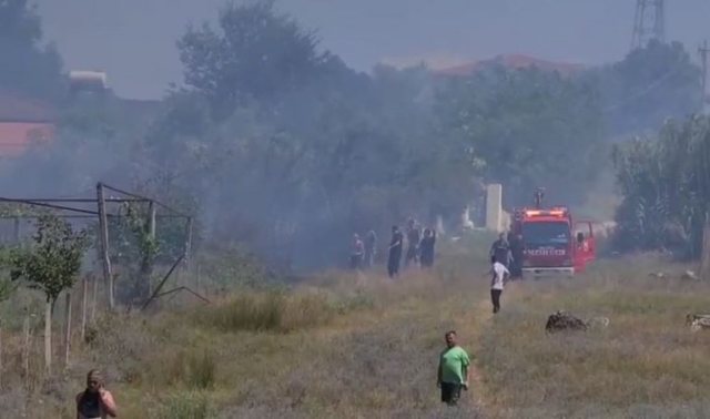 Zjarrfikësi nga Kuçova asfiksohet dhe pëson infarkt, dërgohet në spital në gjendje të rëndë