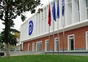 Partia Demokratike në zi, ndërron jetë figura e dashur. Ish-deputet dhe…