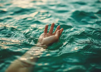 Mediat ukrainase: 41-vjeçarja vdiq në Shqipëri duke shpëtuar vajzën e saj, ambulanca mbërriti me vonesë