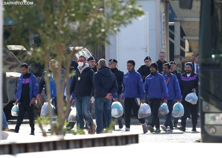 Dëbimi i emigrantëve egjiptianë nga Gjadri vendos një ‘precedent të rrezikshëm’